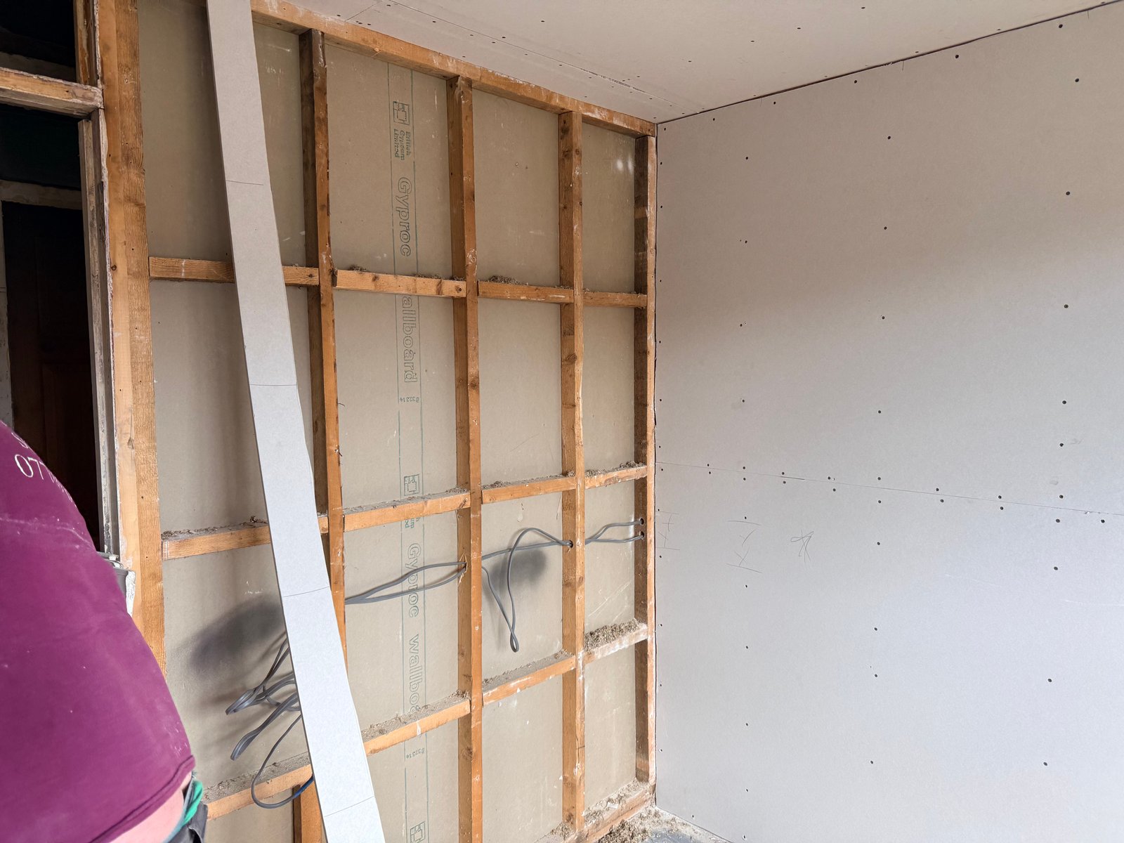 New window layout installation